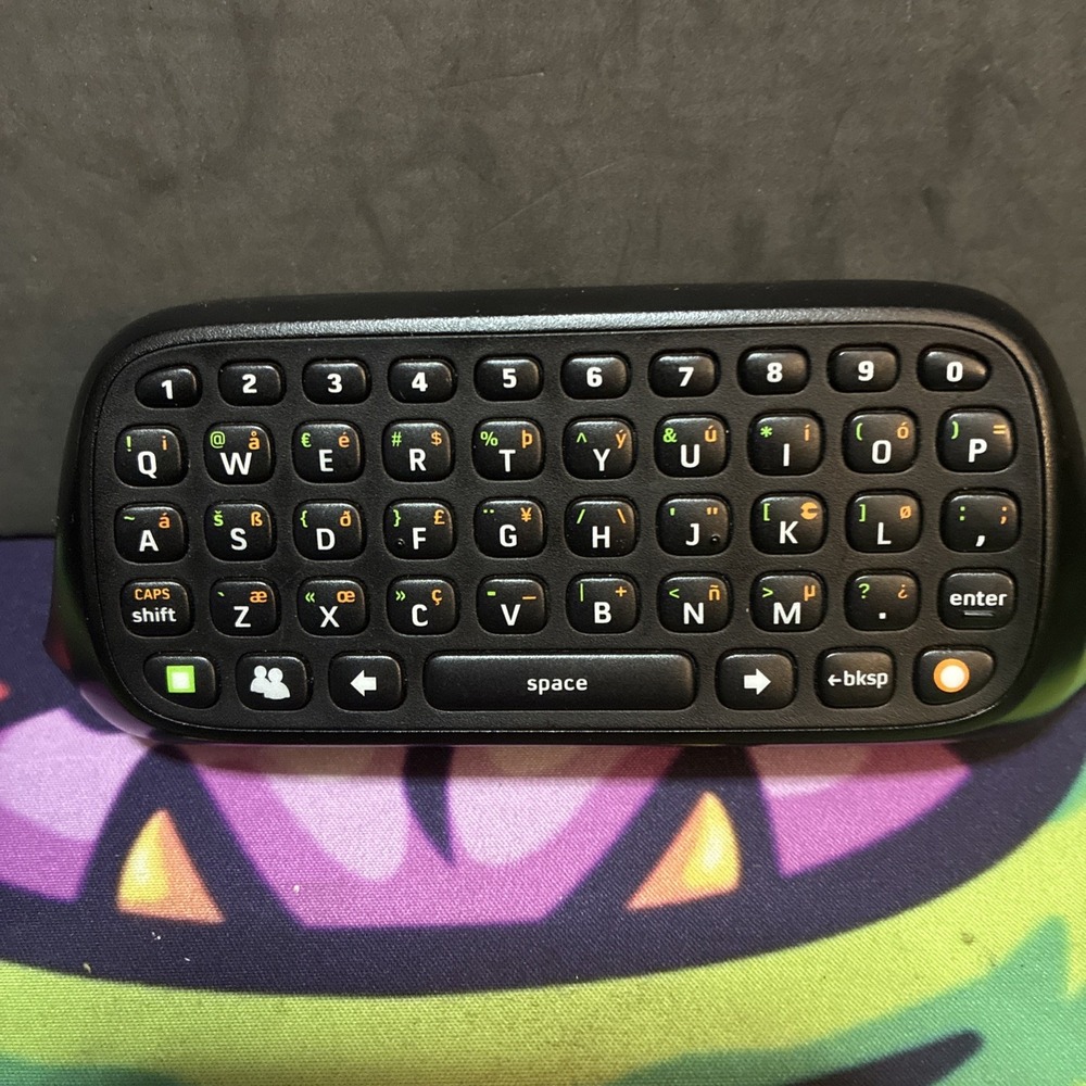 Microsoft Xbox 360 Keyboard Chat Pad - Black - Great Condition! B2
